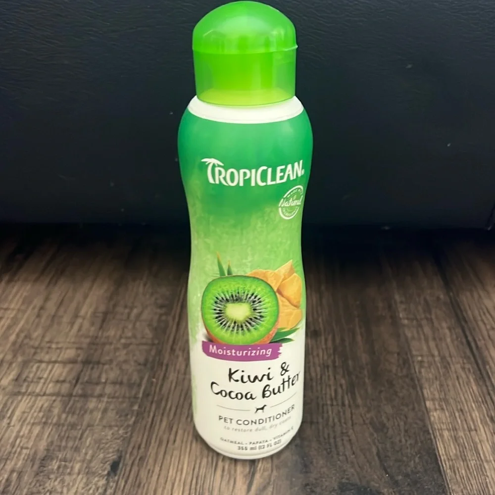 TropiClean Kiwi & Cocoa Butter Pet Conditioner